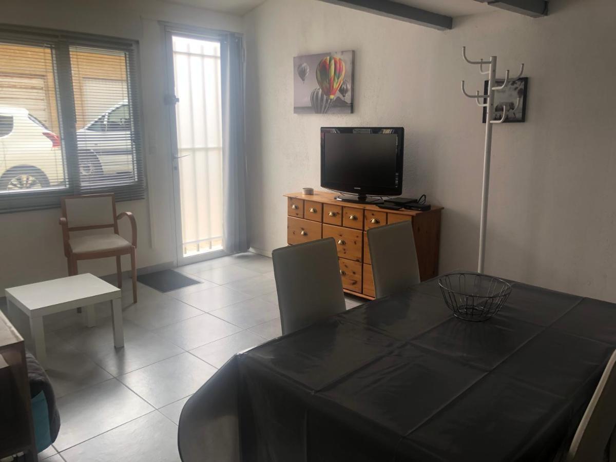 L Appart D Ange 2 Idealement Situe 47M2 Entre Le Port Et Le Village Gruissan Exterior foto